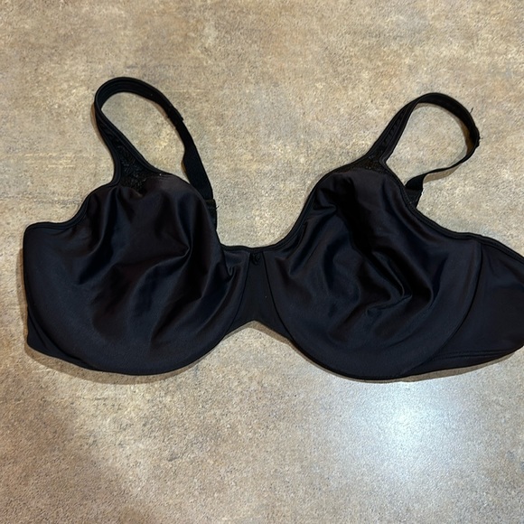 Bali Other - Women’s Bali bra size 42C